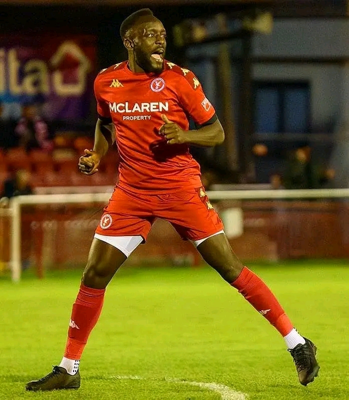 Asike in action for Whitehawk FC